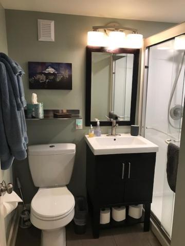 Boutique Style Apartment In The Heart Of Se Portland Bagian luar foto